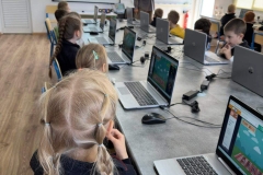 337158485_878043063271538_1531412643903668415_n