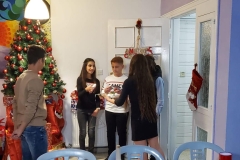 Christmas-Around-the-World-11