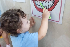 keep-our-bodies-and-teeth-clean-3