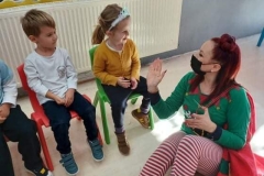 Santas-elves-12