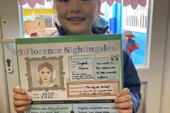 The-Lady-with-the-Lamp-7