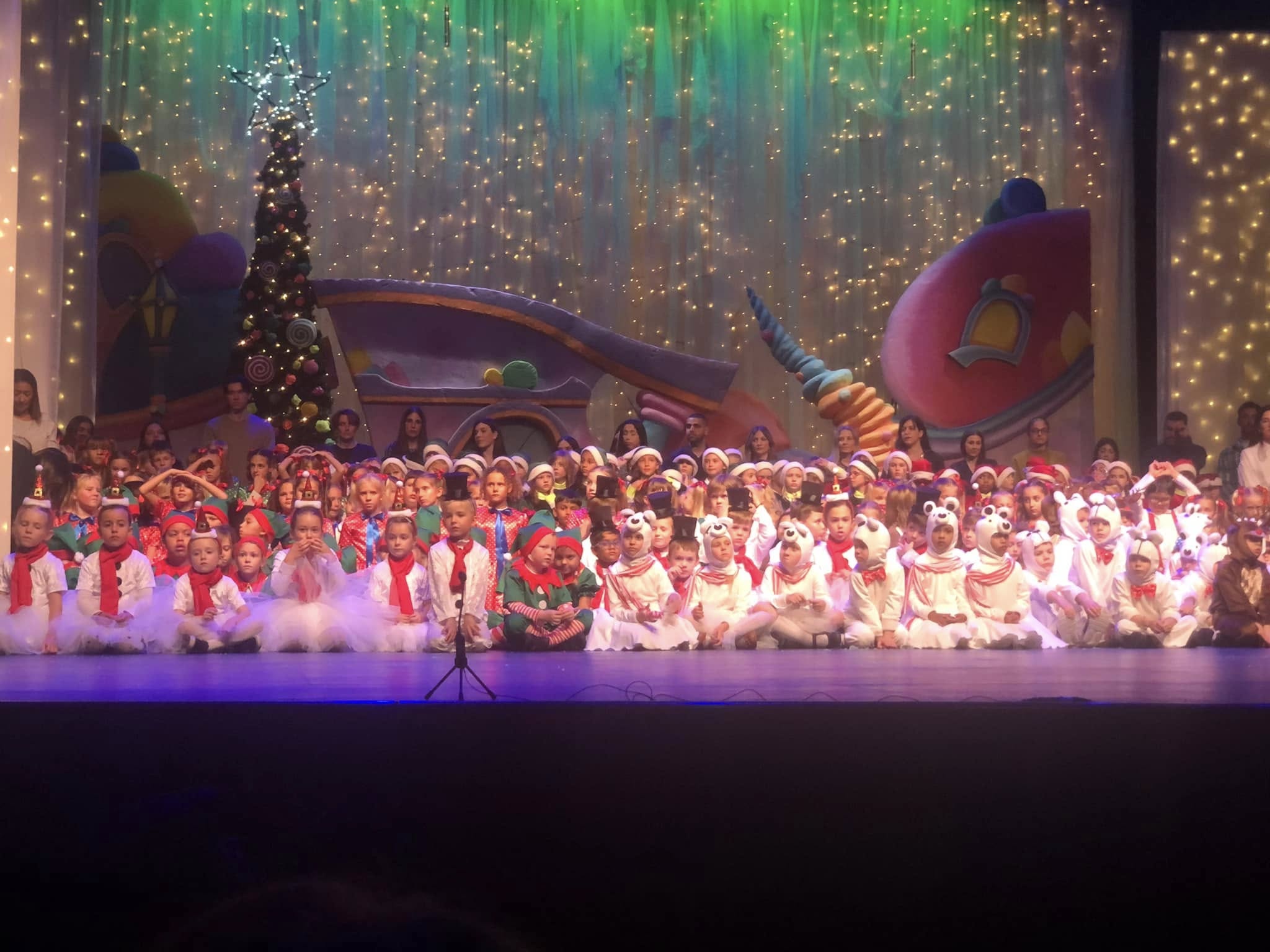 Wonderful Christmas show